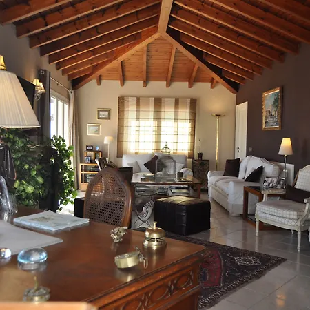 Πανσιόν Welcome Luxury