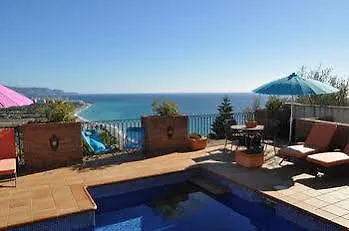 Welcome Luxury Πανσιόν