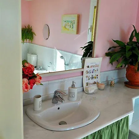 Welcome Luxury Нерха