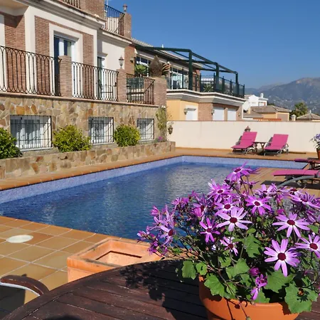 Welcome Luxury בית הארחה נרחה